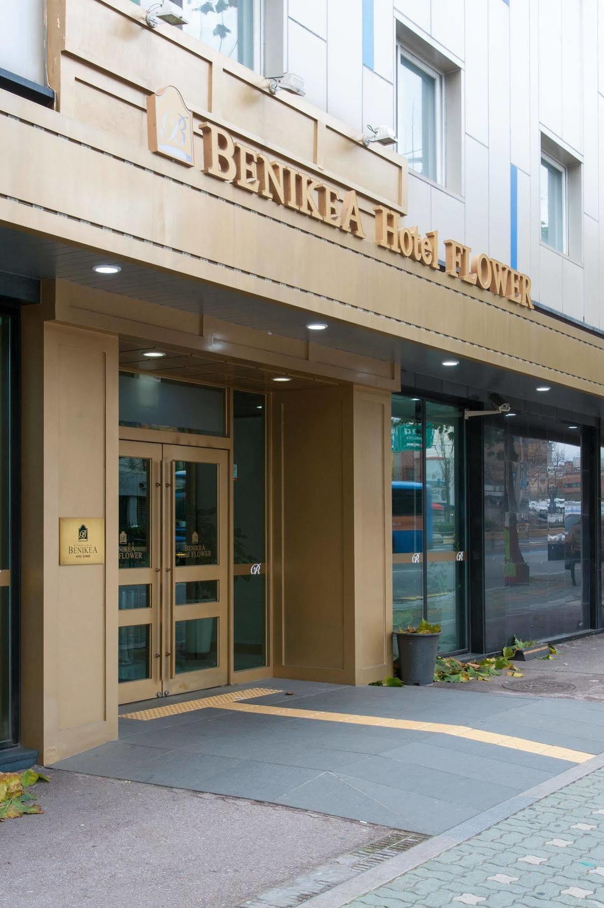 Benikea Hotel Flower Seoul Exterior foto